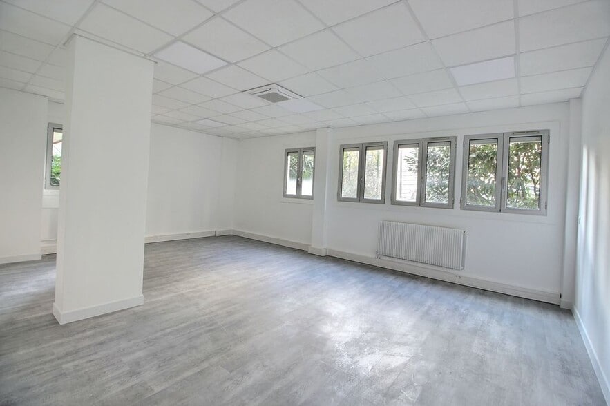 46 Rue Duhesme, Paris à vendre - Photo de l’immeuble – Image 2 sur 16