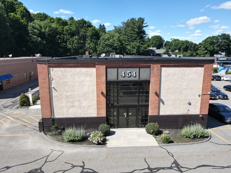 454 Grove St, Worcester, MA à louer - Photo de l’immeuble – Image 1 sur 4