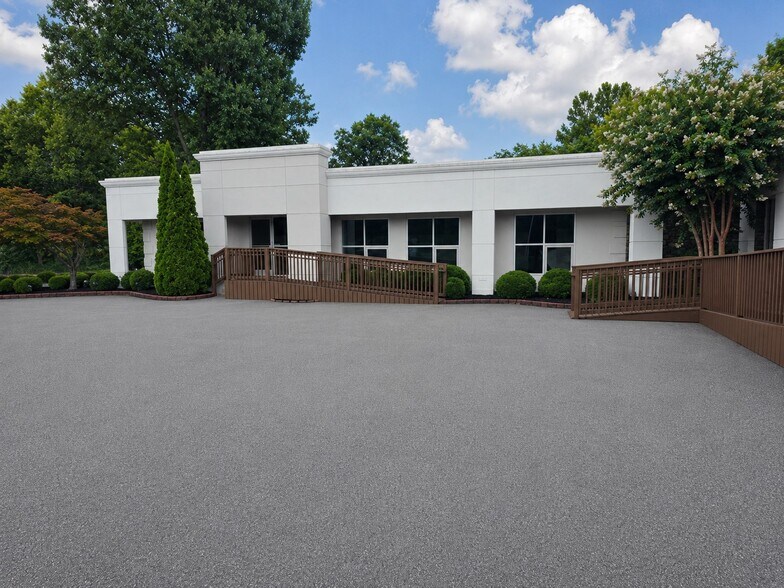 6000 Fisk Ave, Chattanooga, TN à vendre - Photo de l’immeuble – Image 2 sur 24