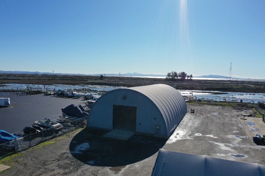 270 Sears Point, Petaluma, CA à louer - Photo de l’immeuble – Image 2 sur 5