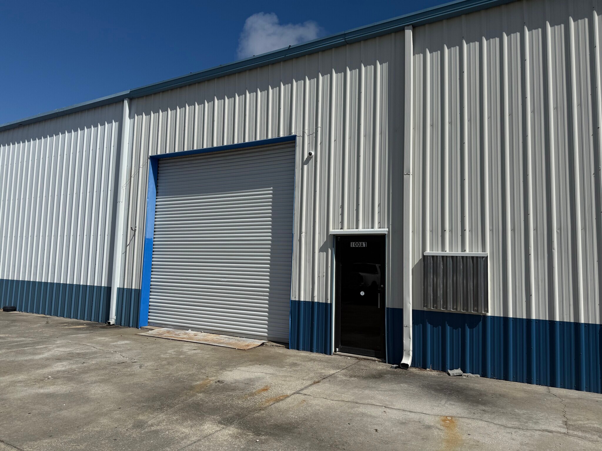 100 Industrial Park Blvd, Sebastian, FL à louer Photo de l’immeuble– Image 1 sur 8