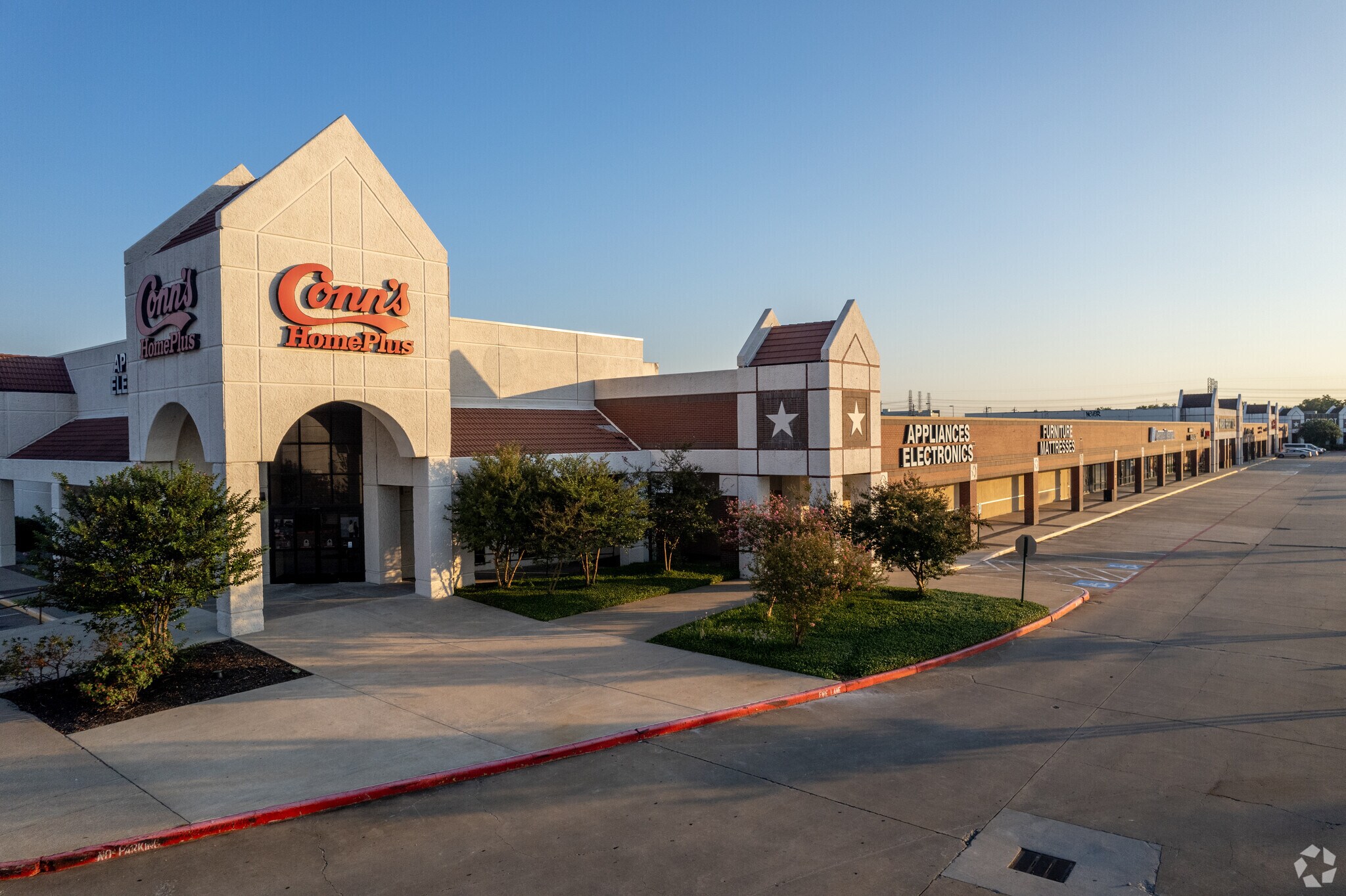 1020-1030 W NASA Rd 1, Webster, TX à louer Photo principale– Image 1 sur 10