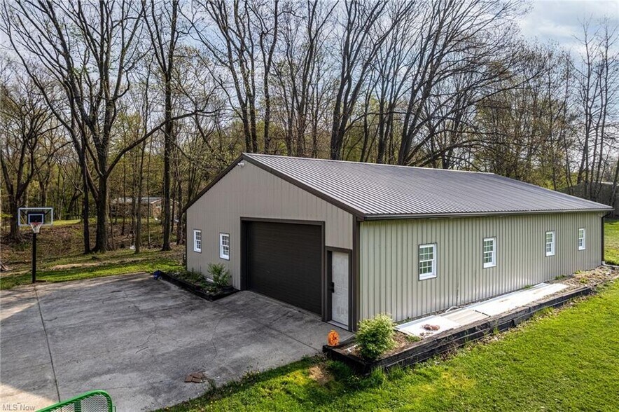2803 W 130th St, Hinckley, OH à vendre - Photo de l’immeuble – Image 2 sur 14