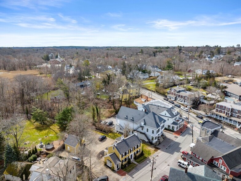 15 Brook St, Cohasset, MA à vendre - Photo de l’immeuble – Image 2 sur 11