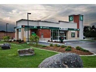 Richmond Valley Plaza portefeuille de 3 biens à vendre sur LoopNet.fr - Photo de l’immeuble – Image 1 sur 8