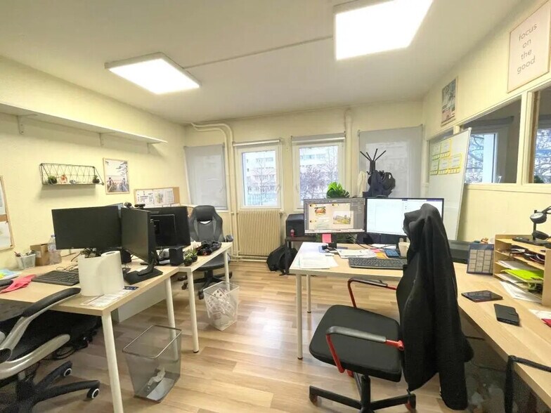 Bureau dans Issy-les-Moulineaux à louer - Photo de l’immeuble – Image 1 sur 11