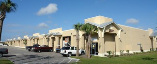 Plus de détails pour 3887 Mannix Dr, Naples, FL - Local d'activités à louer