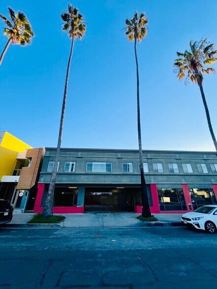 1351 19th St, Santa Monica, CA à louer - Photo de l’immeuble – Image 3 sur 5
