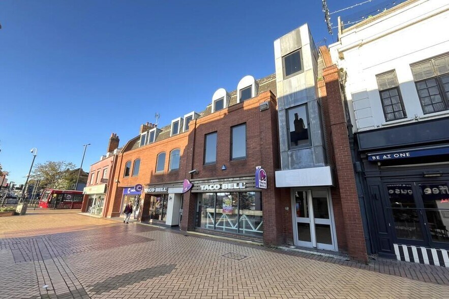 218A Moulsham St, Chelmsford à louer - Photo de l’immeuble – Image 3 sur 8