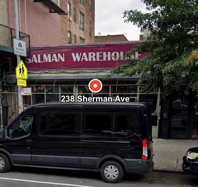 238-242 Sherman Ave, New York, NY à louer Photo de l’immeuble– Image 1 sur 1