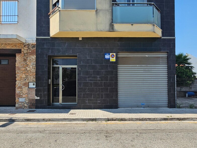 Local commercial dans EL REAL DE GANDÍA, Valencia à vendre - Photo de l’immeuble – Image 2 sur 22