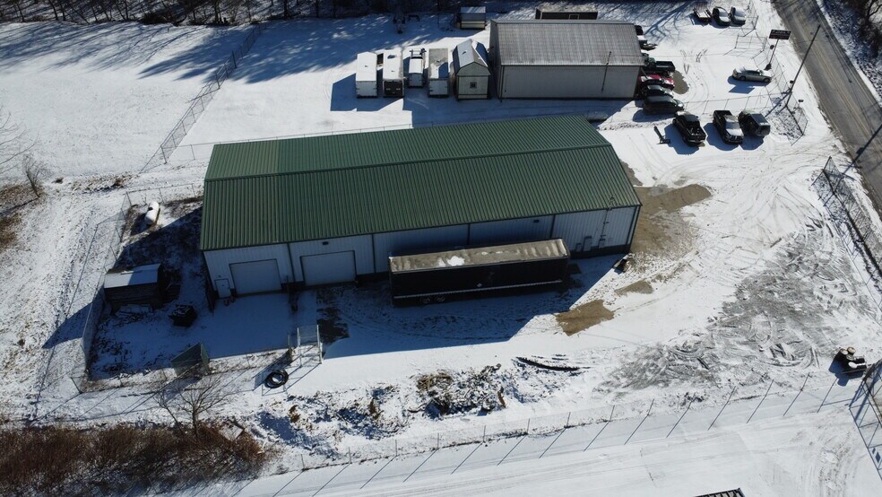 139 Penn Manor Rd, Irwin, PA à vendre - Photo de l’immeuble – Image 3 sur 11