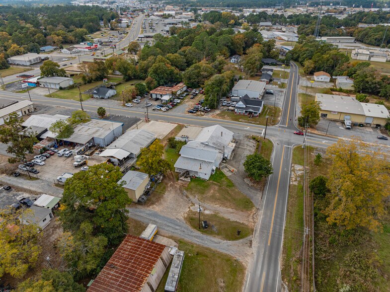 301 Ridge Ave S, Tifton, GA à vendre - Photo de l’immeuble – Image 3 sur 11