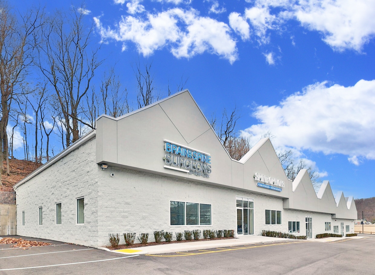 10 Waldron Ave, Nyack, NY à louer Photo de l’immeuble– Image 1 sur 1