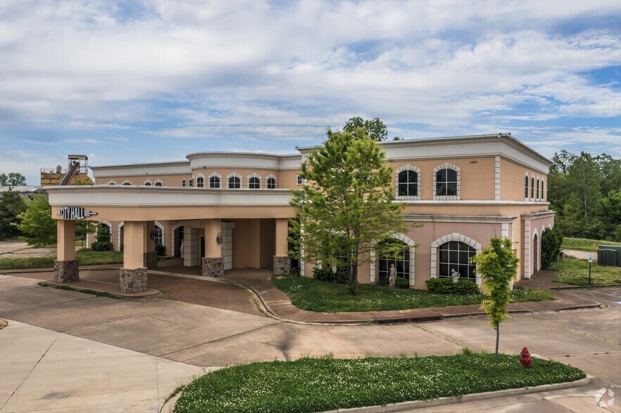 7955 Fischer Steel Rd, Cordova, TN à vendre - Photo de l’immeuble – Image 2 sur 6