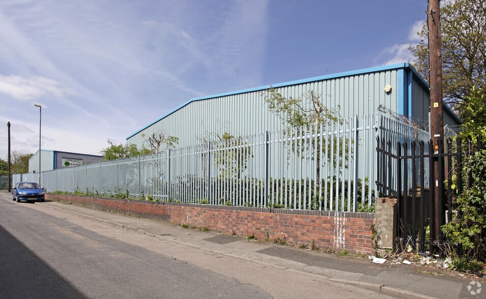 Queen St, Darlaston à louer - Photo de l’immeuble – Image 2 sur 2