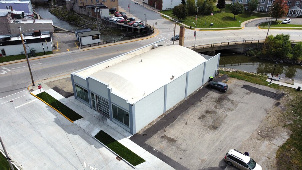 101 Haskell St, Beaver Dam, WI à vendre - Photo de l’immeuble – Image 3 sur 10