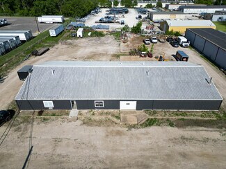 Plus de détails pour 1905 SE Hulsizer Rd, Ankeny, IA - Local d’activités à vendre
