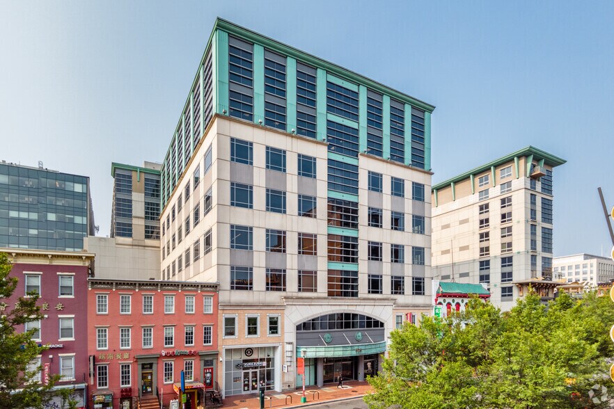 701 7th St NW, Washington, DC à louer - Photo de l’immeuble – Image 1 sur 11