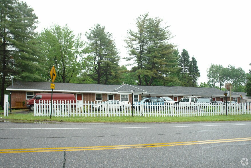 776 Us-9, Gansevoort, NY à vendre - Photo de l’immeuble – Image 3 sur 3