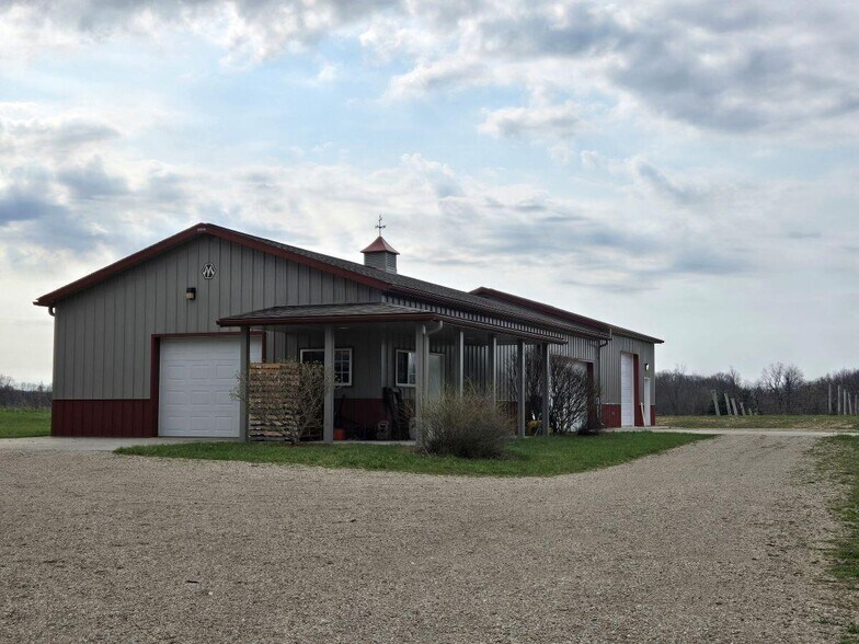 26701 80th Ave, Lawton, MI à vendre - Photo de l’immeuble – Image 1 sur 29