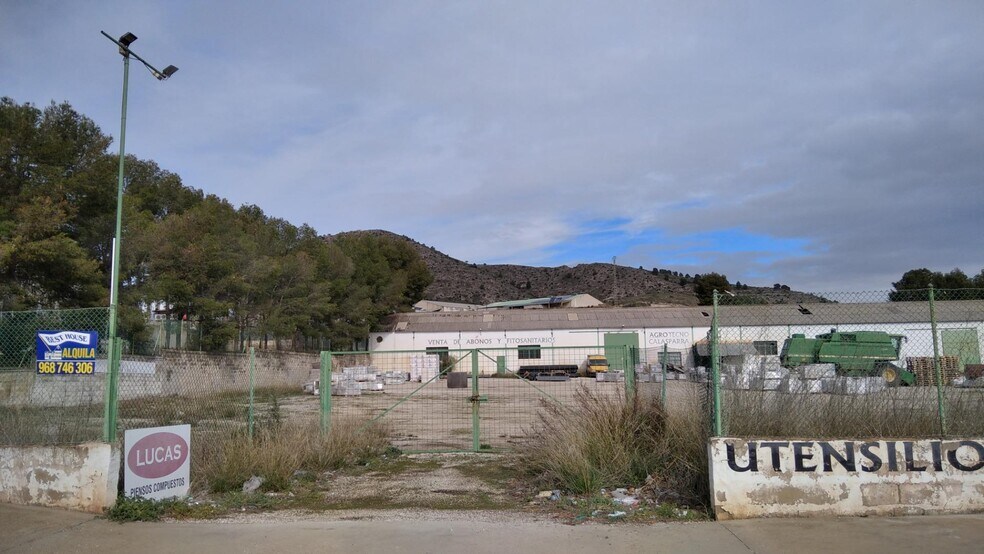 Industriel/Logistique dans Calasparra, Murcia à louer - Photo de l’immeuble – Image 3 sur 3