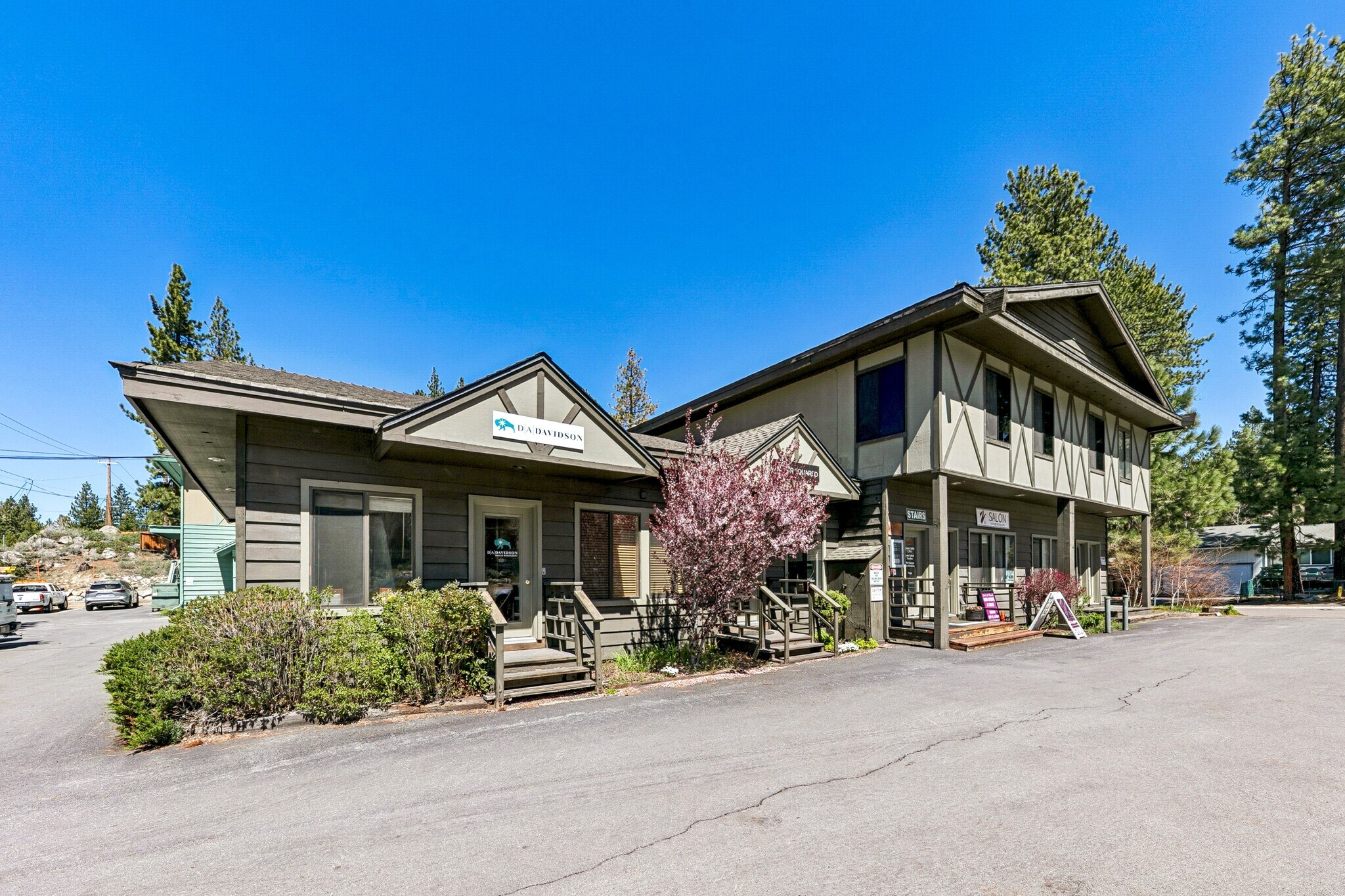 298 Kingsbury Grade, Stateline, NV à louer Photo de l’immeuble– Image 1 sur 10
