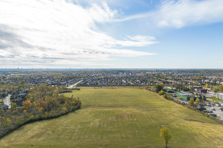 Vernon/Chemin Pink, Gatineau, QC à vendre - Photo de l’immeuble – Image 3 sur 9