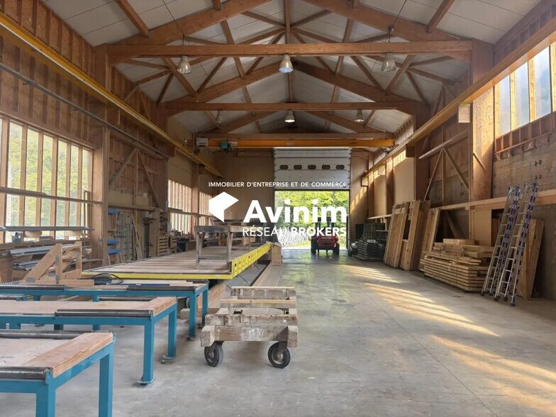 Local d'activités dans Pont-de-Roide-Vermondans à vendre - Photo de l’immeuble – Image 2 sur 9