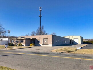 Plus de détails pour 37 Inwood Rd, Rocky Hill, CT - Industriel/Logistique à vendre