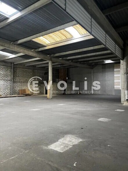 490 Route De Carpentras, Vedène à louer - Photo de l’immeuble – Image 3 sur 6