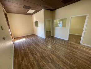 1420 High St, Delano, CA à louer Photo intérieure– Image 2 sur 6