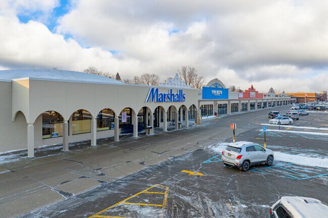 Plus de détails pour 23001-23303 Michigan Ave, Dearborn, MI - Local commercial à louer