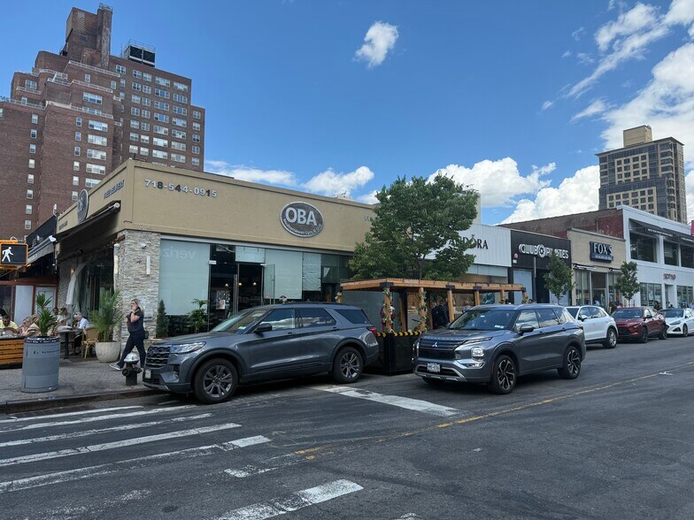10708 70th Rd, Forest Hills, NY à louer - Photo de l’immeuble – Image 3 sur 4