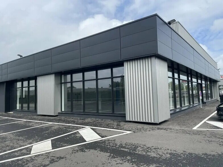 Local commercial dans Angers à louer - Photo de l’immeuble – Image 2 sur 10