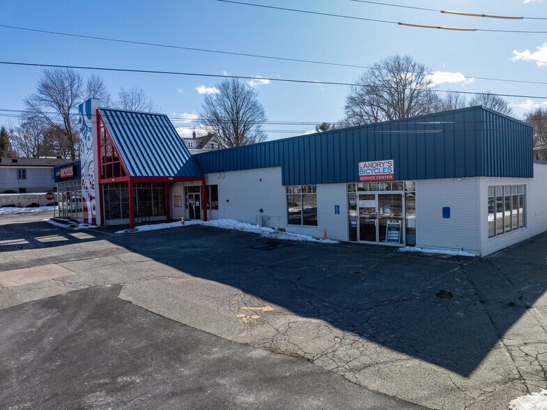 790-800 Worcester St, Natick, MA à louer - Photo de l’immeuble – Image 2 sur 4