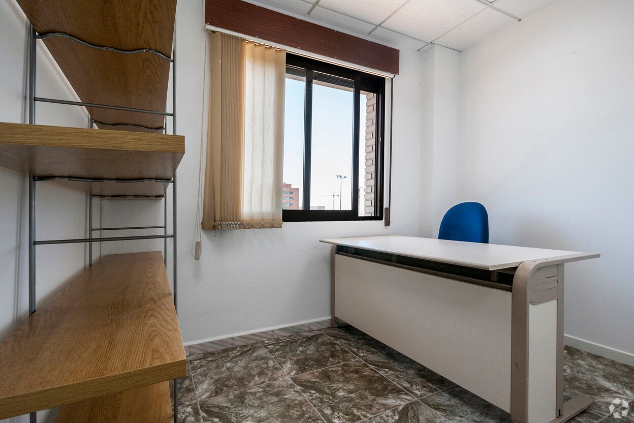 Bureau dans Parla, Madrid à louer Photo intérieure– Image 1 sur 2