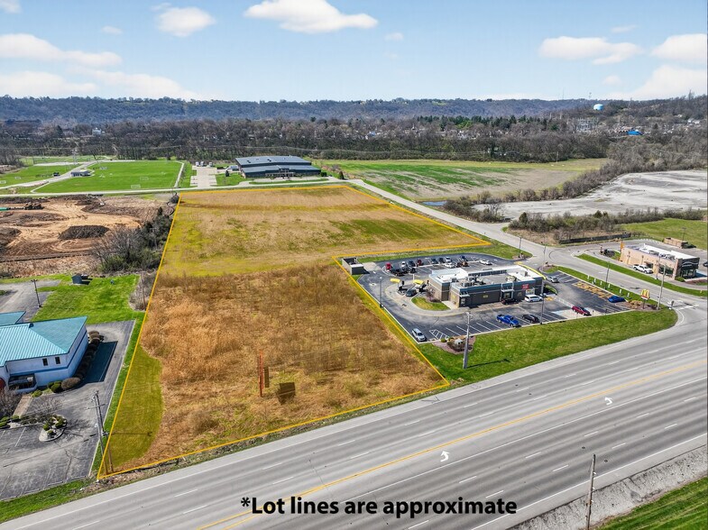 E E Eads Parkway, Greendale, IN à vendre - Photo principale – Image 1 sur 18