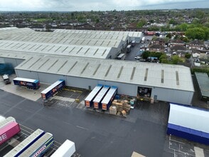 Parsonage Rd, Swindon à louer Photo de l’immeuble– Image 2 sur 4