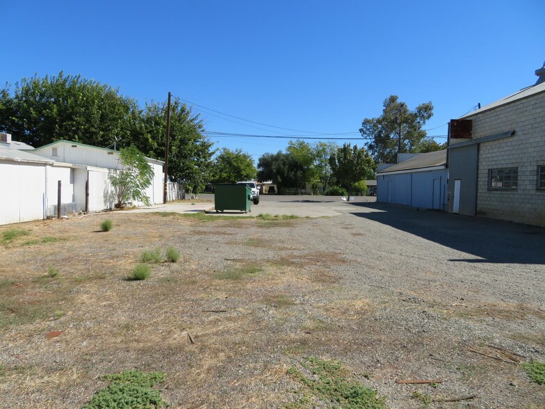 827 S Tehama St, Willows, CA à vendre - Photo de l’immeuble – Image 2 sur 7