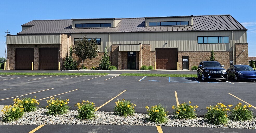 3933 Monitor Rd, Bay City, MI à vendre - Photo de l’immeuble – Image 2 sur 34
