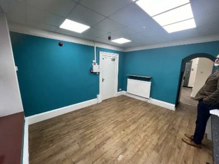 96 Main St, Bingley à louer - Photo de l’immeuble – Image 2 sur 3