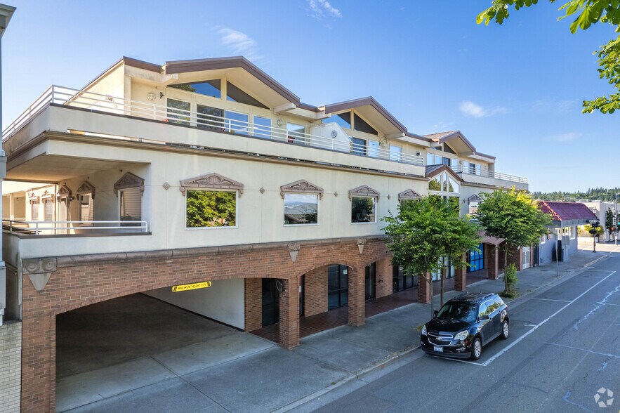 110 3rd Ave, Edmonds, WA à louer - Photo principale – Image 1 sur 9