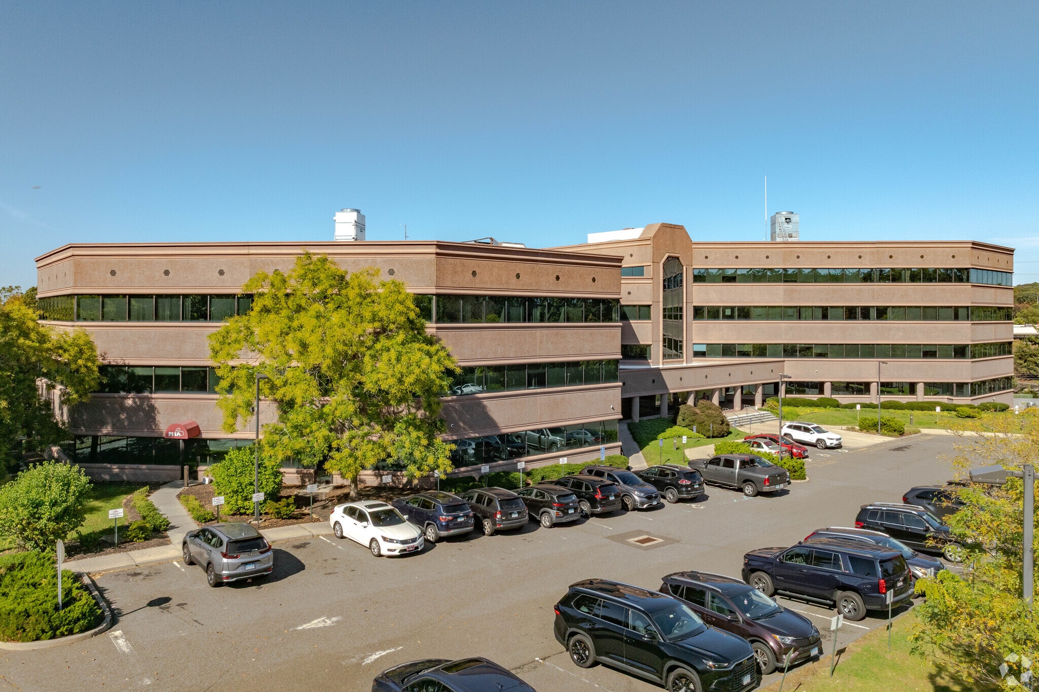 99 Hawley Ln, Stratford, CT à louer Photo principale– Image 1 sur 30