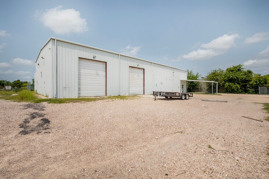 12440 Highway 3, Webster, TX à vendre - Photo de l’immeuble – Image 2 sur 34