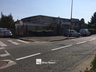 Plus de détails pour 13 Rue Du Canal, Villeurbanne - Local d'activités à louer