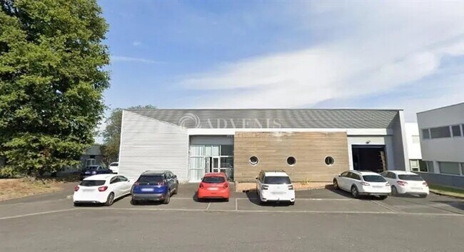 Plus de détails pour Local d’activités à vendre