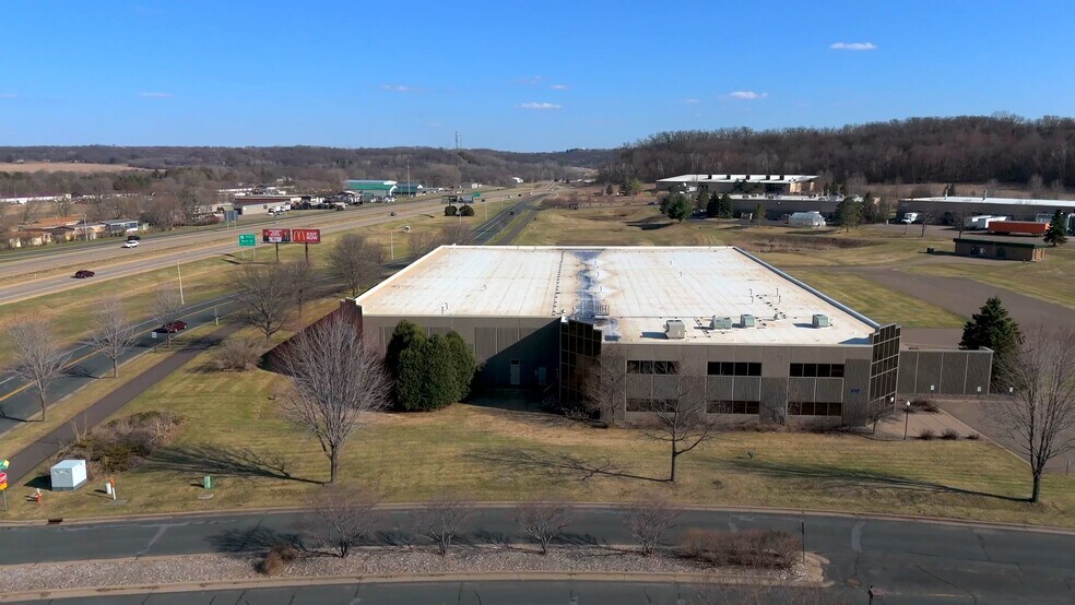 610 Whitetail Blvd, River Falls, WI à louer - Vidéo sur l’annonce professionnelle – Image 2 sur 41