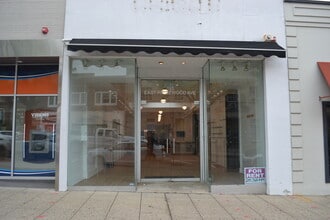 175-197 E Ridgewood Ave, Ridgewood, NJ à louer Photo intérieure– Image 2 sur 4