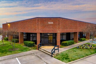 Plus de détails pour 1555 Valwood Pky, Carrollton, TX - Local d'activités à louer